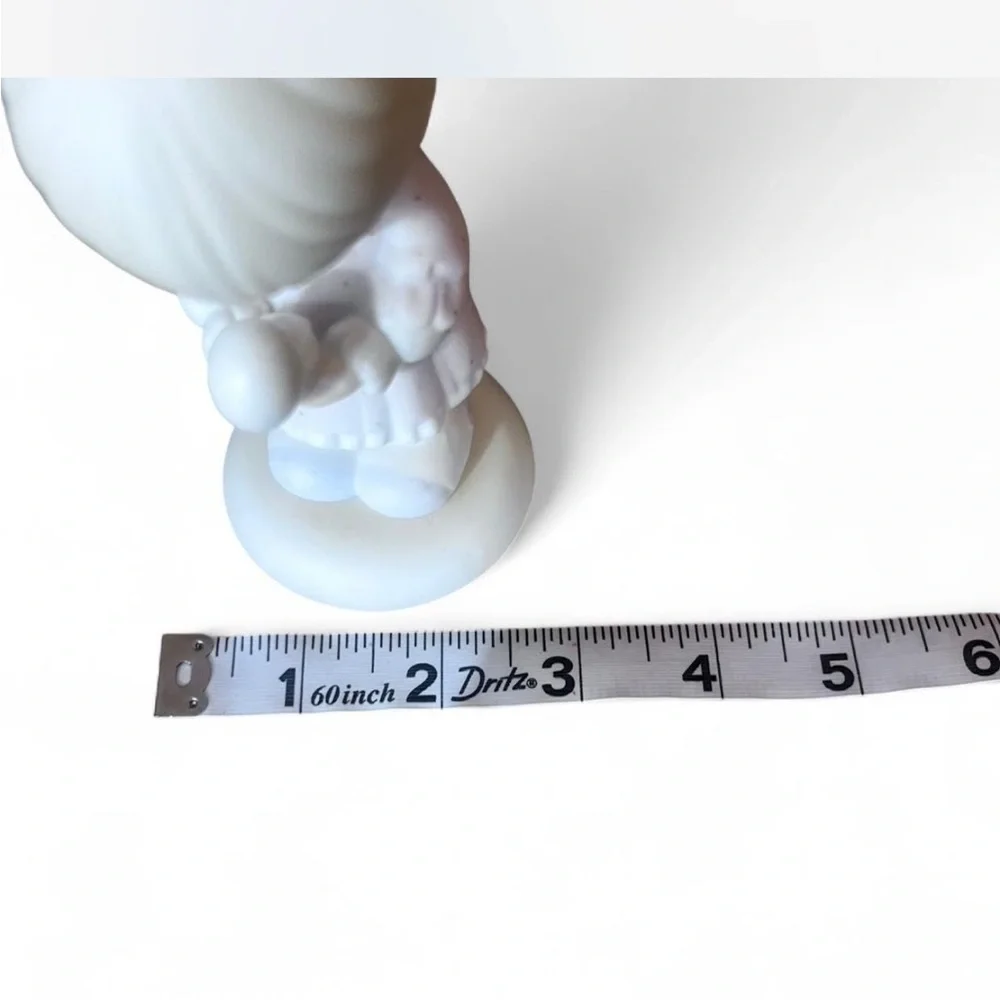 Precious Moments Easter Seals Figurine Always in His Care in excellent condition